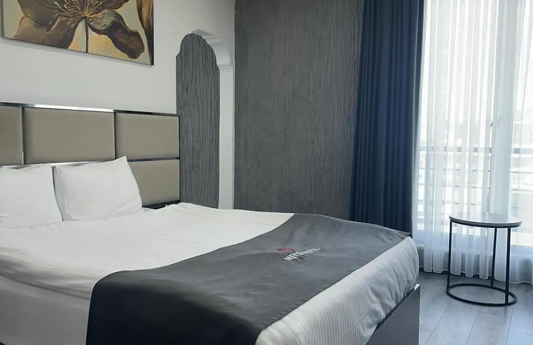 Meyzi Hotel-1